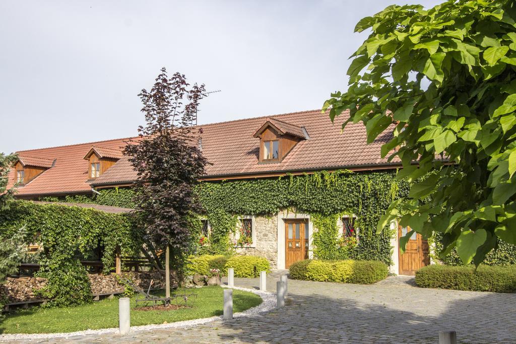 Penzion Ve Stoleti Loděnice 외부 사진